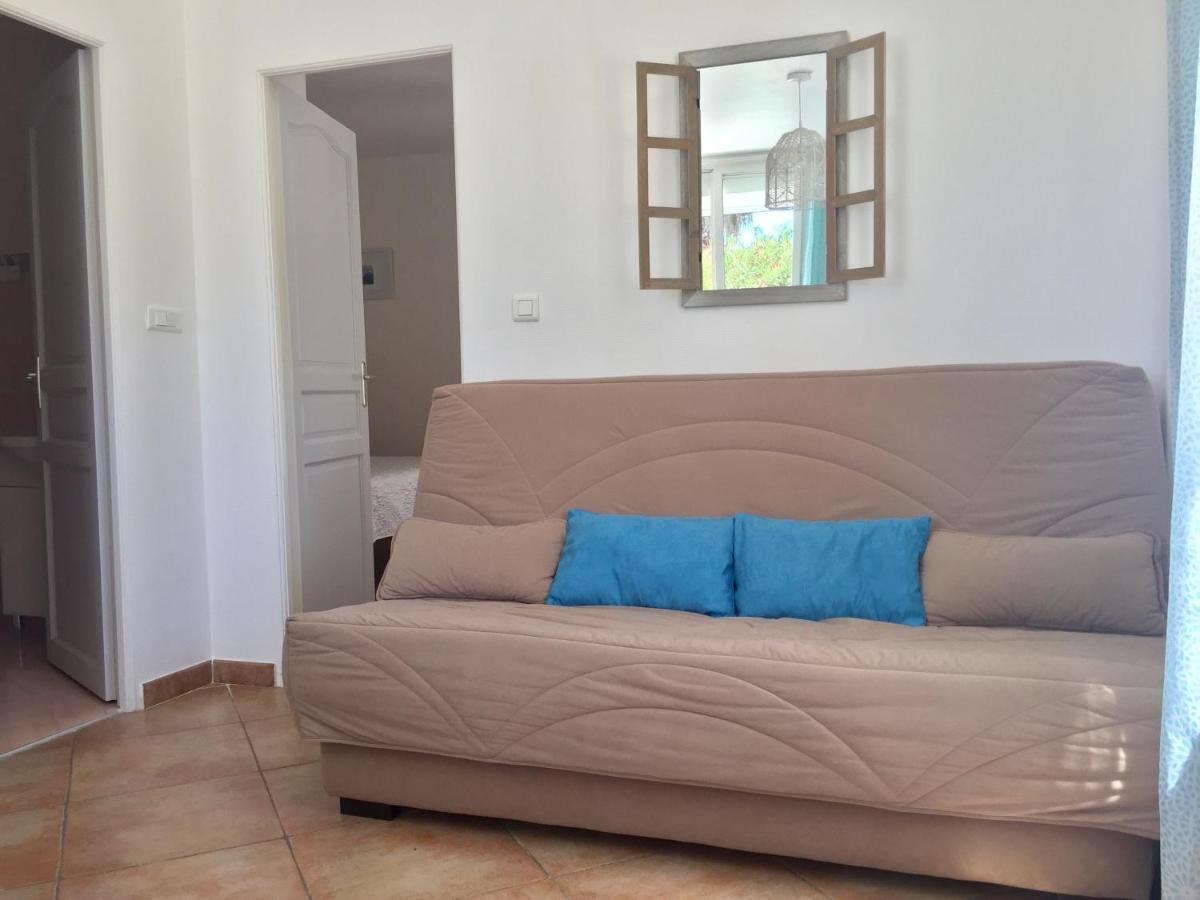 Colombier Apartment *