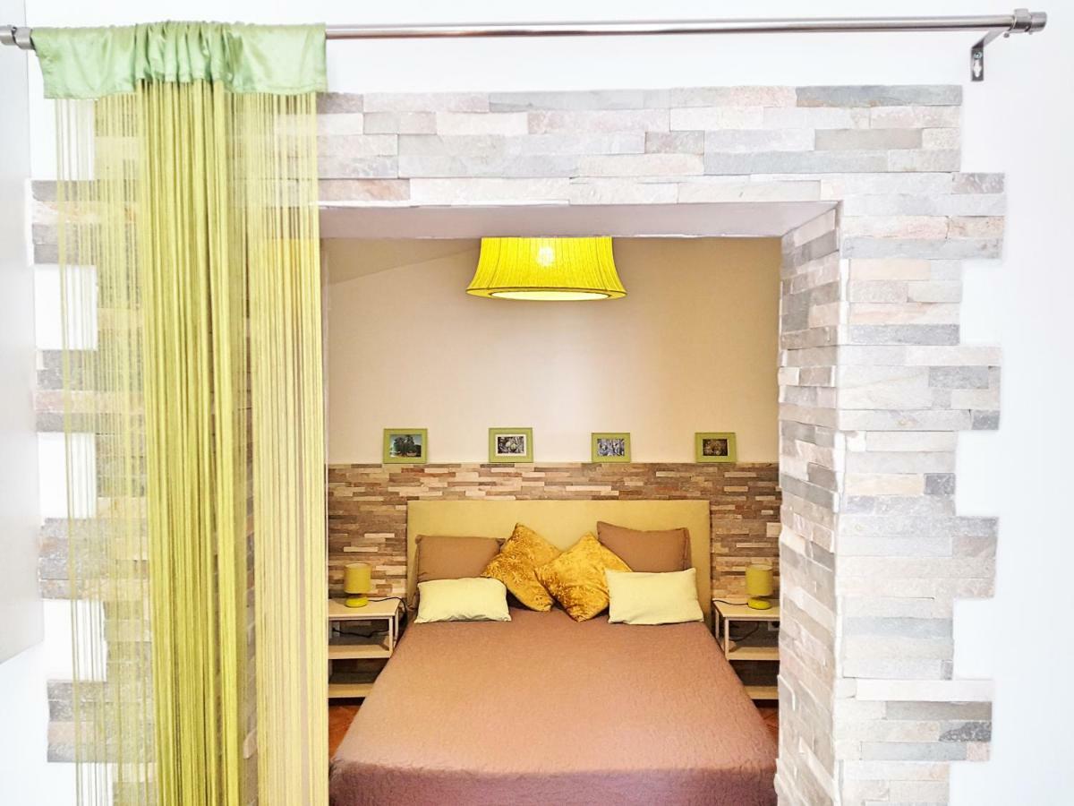 Apartment Colombier *