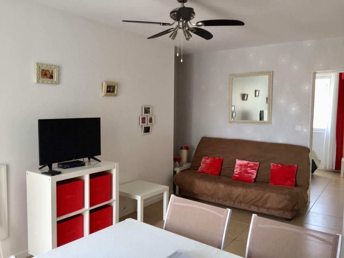 Colombier Apartment