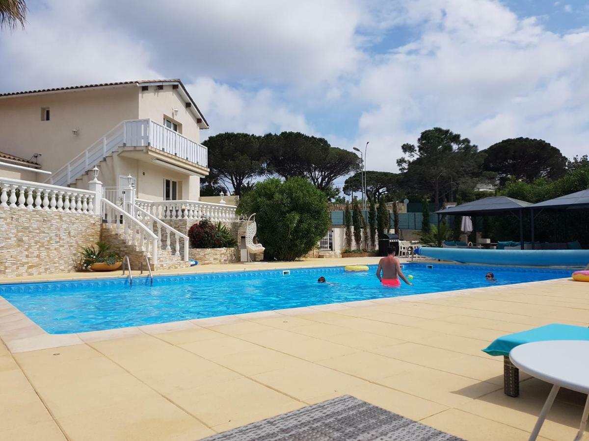 Apartment Colombier *