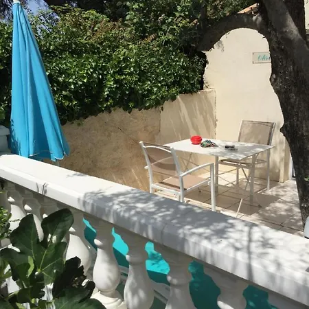 Villa Colombier Frejus Exterior photo